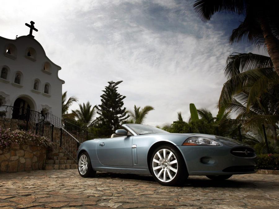 Jaguar XK Convertible 2006 года  (фото 3 из 5)